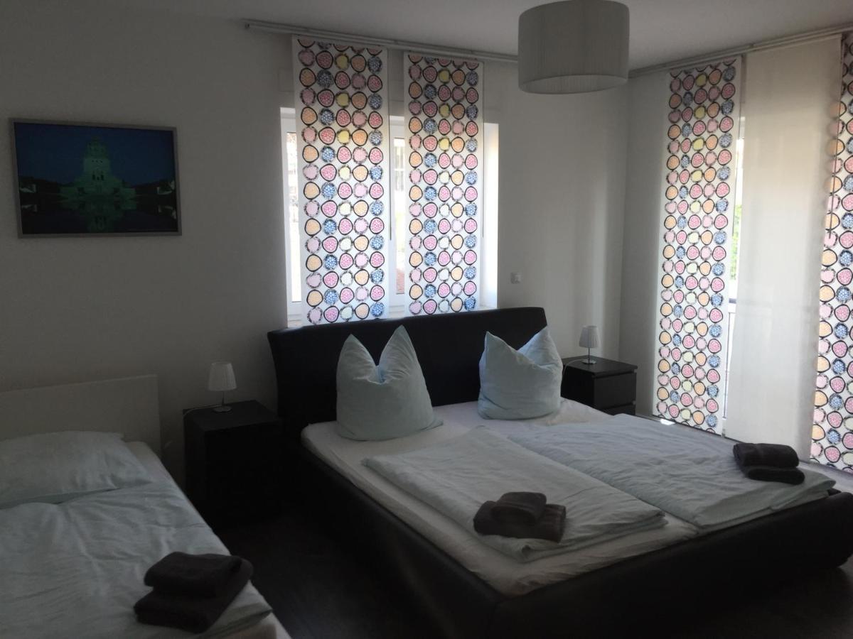 Appartements Am Hafen Цвенкау Екстериор снимка