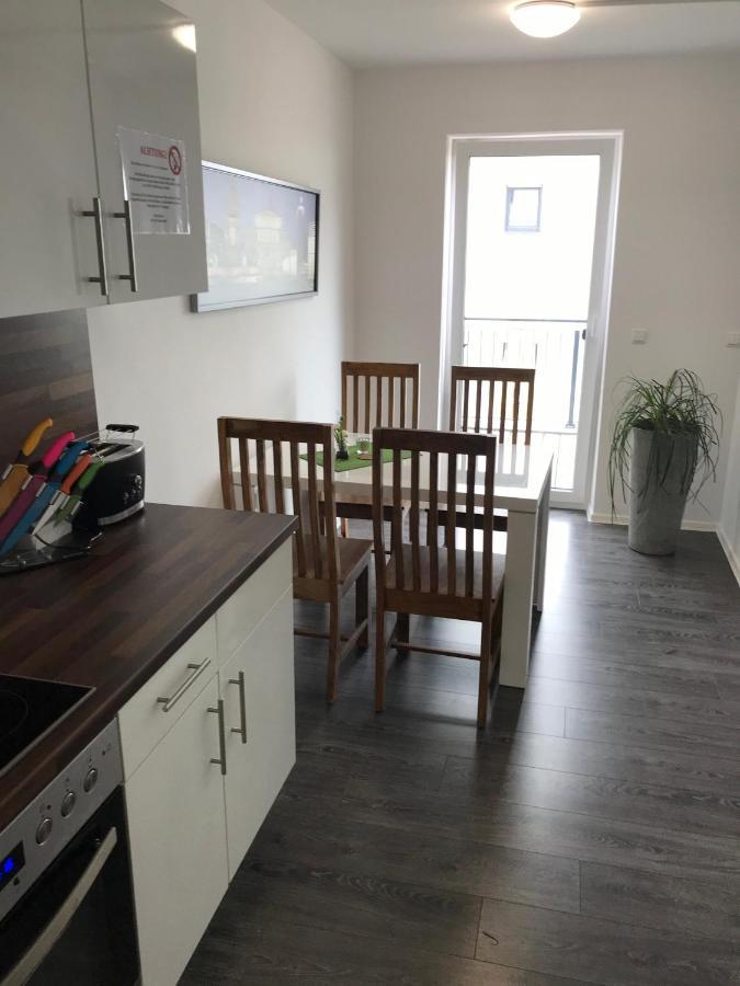 Appartements Am Hafen Цвенкау Екстериор снимка