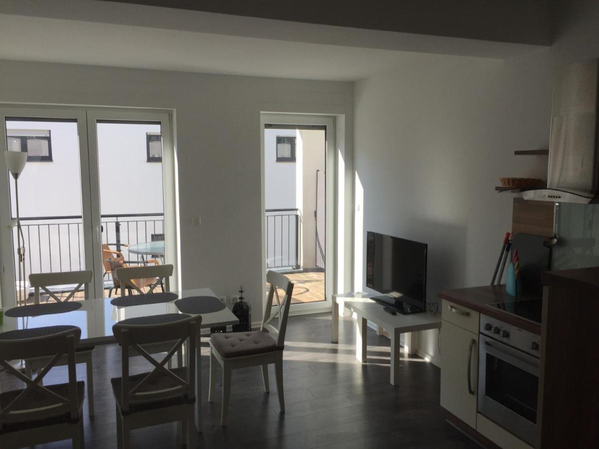 Appartements Am Hafen Цвенкау Екстериор снимка