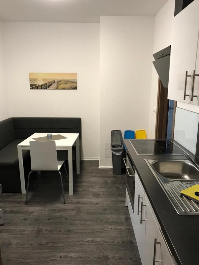 Appartements Am Hafen Цвенкау Екстериор снимка