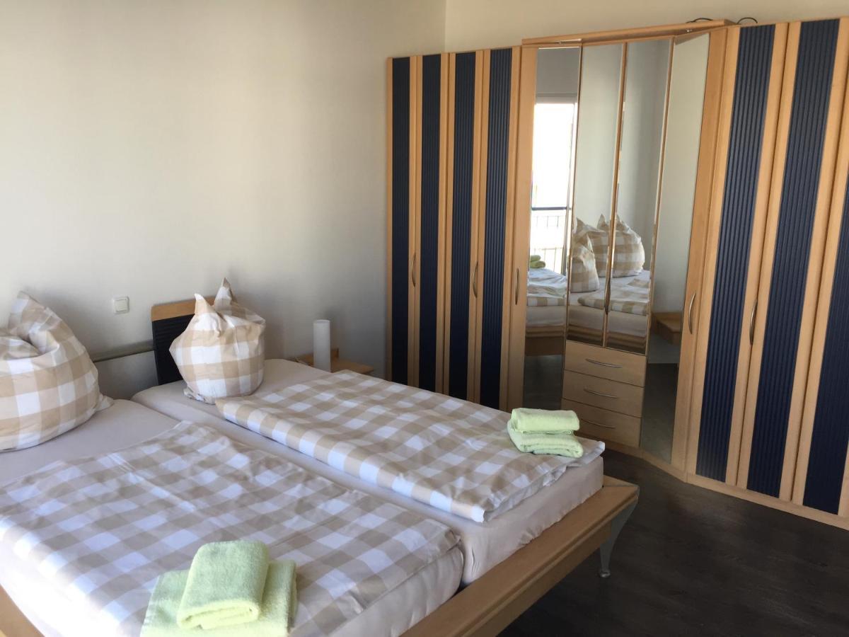 Appartements Am Hafen Цвенкау Екстериор снимка