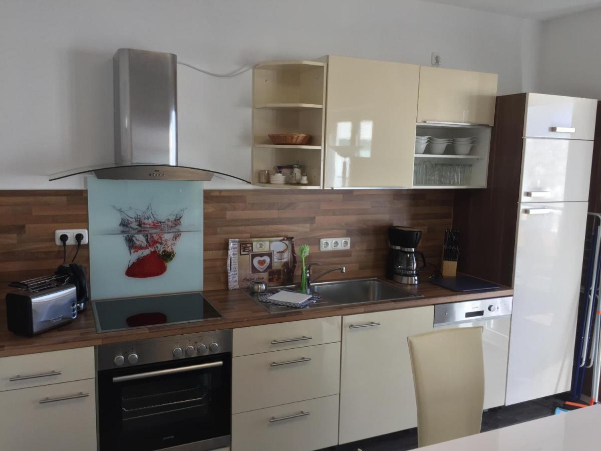 Appartements Am Hafen Цвенкау Екстериор снимка