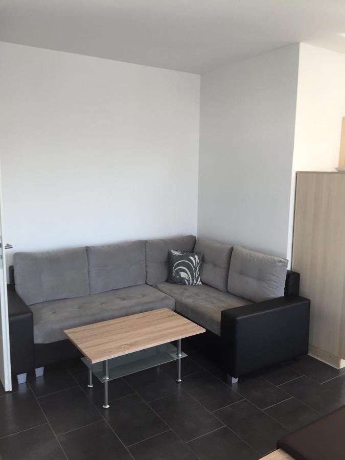 Appartements Am Hafen Цвенкау Екстериор снимка